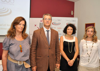 El Grup de recerca en Antioxidants del Departament de Tecnologia d'Aliments de la UdL. amb el vicerector El Grup de recerca en Antioxidants del Departament de Tecnologia d'Aliments de la UdL. amb el vicerector