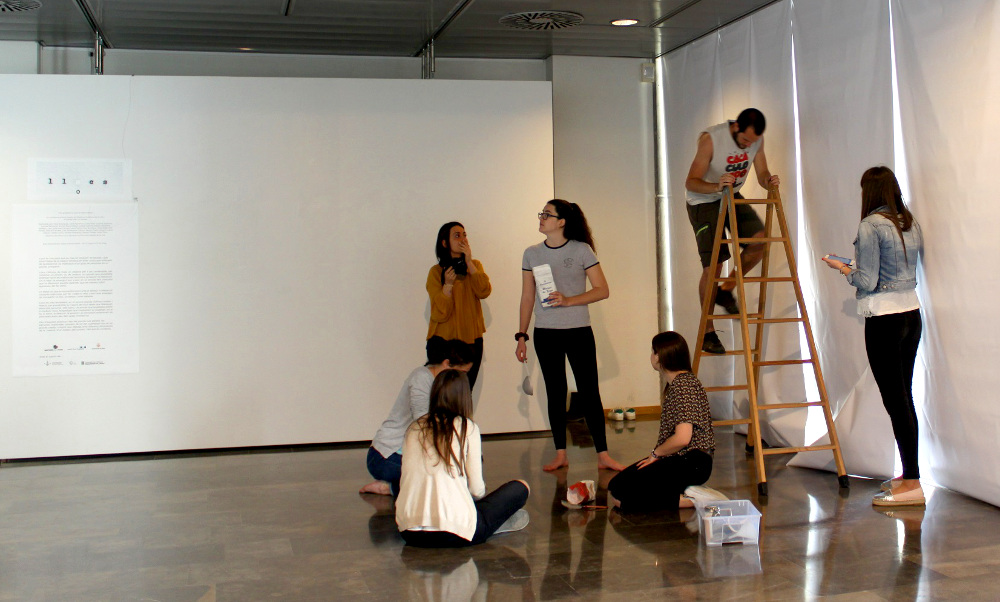 Exposició: desENLLÀç